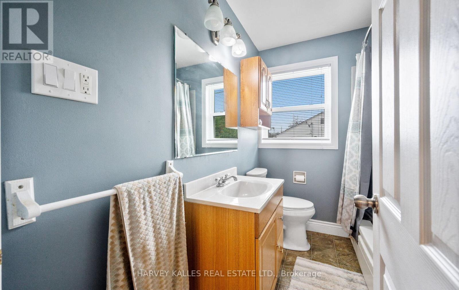 112 Dumble Avenue, Peterborough, Ontario  K9H 5A8 - Photo 14 - X12426948