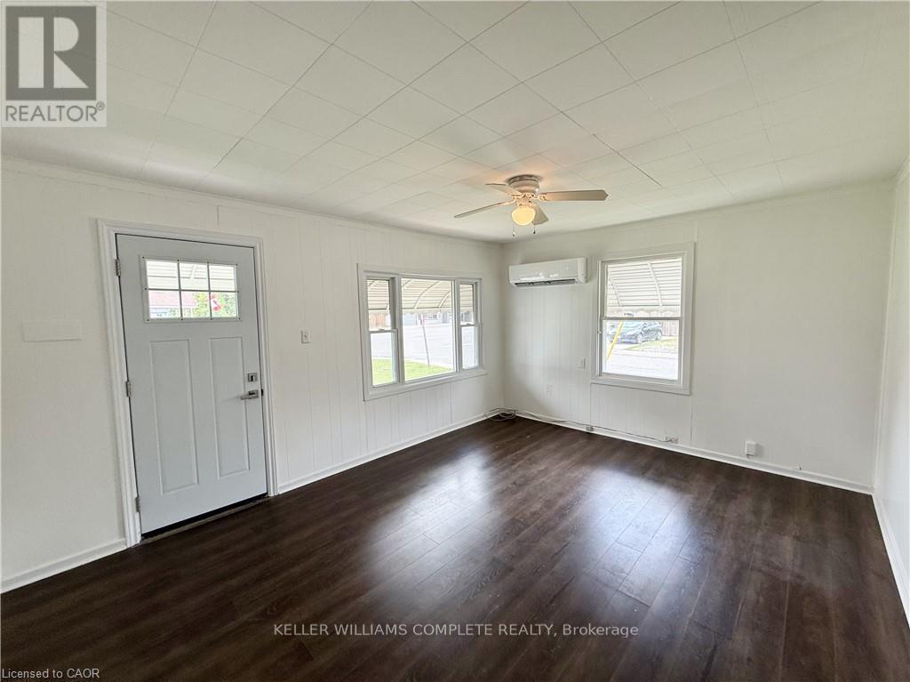 20 Mcnaughton Avenue, Chatham-Kent, Ontario  N8A 1R8 - Photo 5 - X12426965