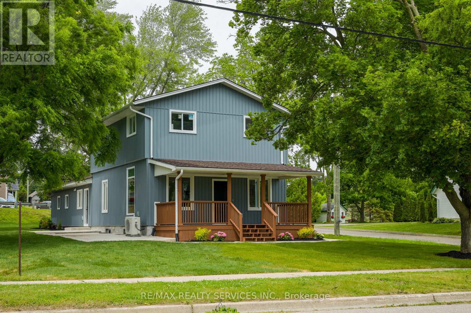 9 HIGH STREET, Brant, Ontario