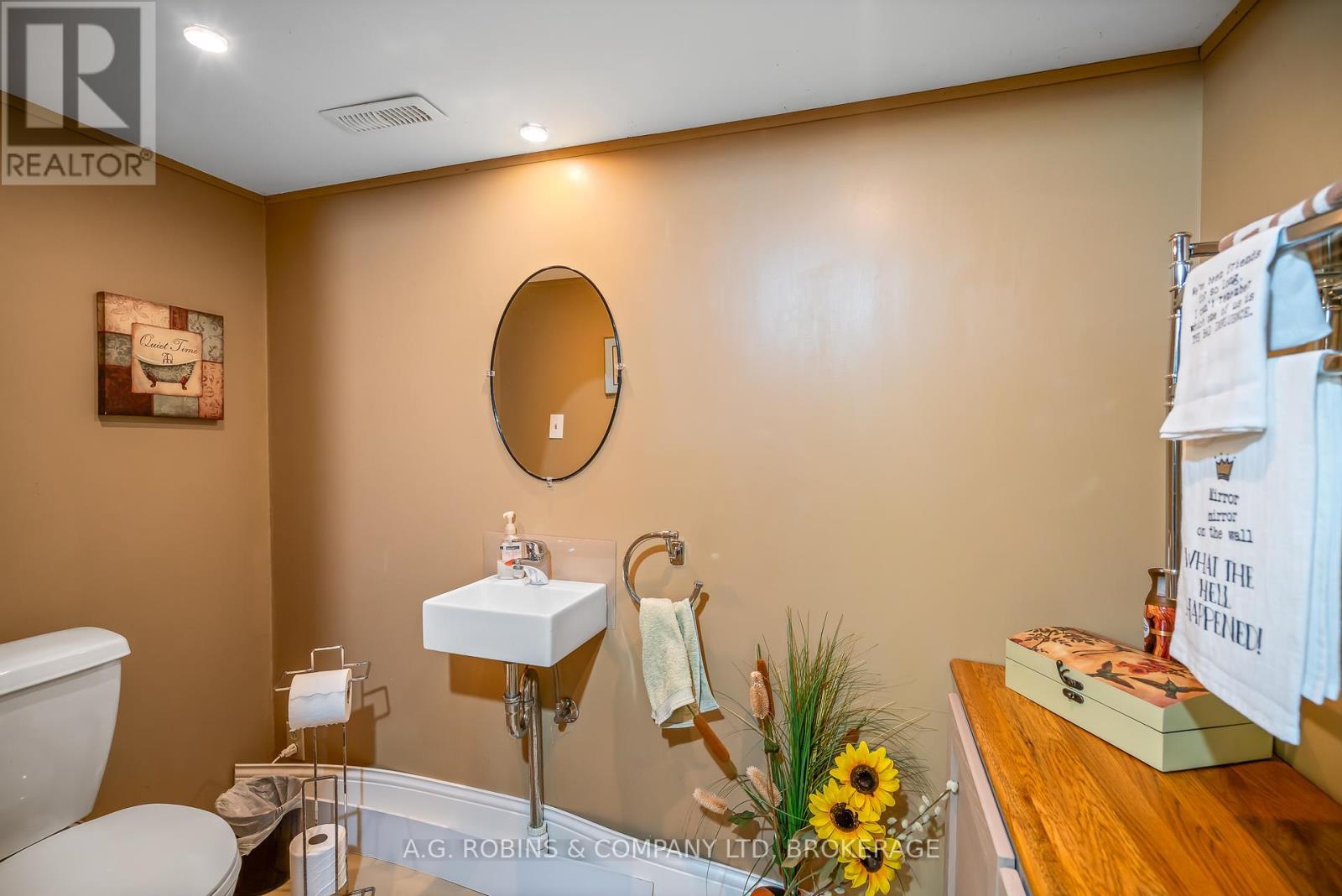 41944 Clarendon Street, Wainfleet, Ontario  L0S 1V0 - Photo 31 - X12427070