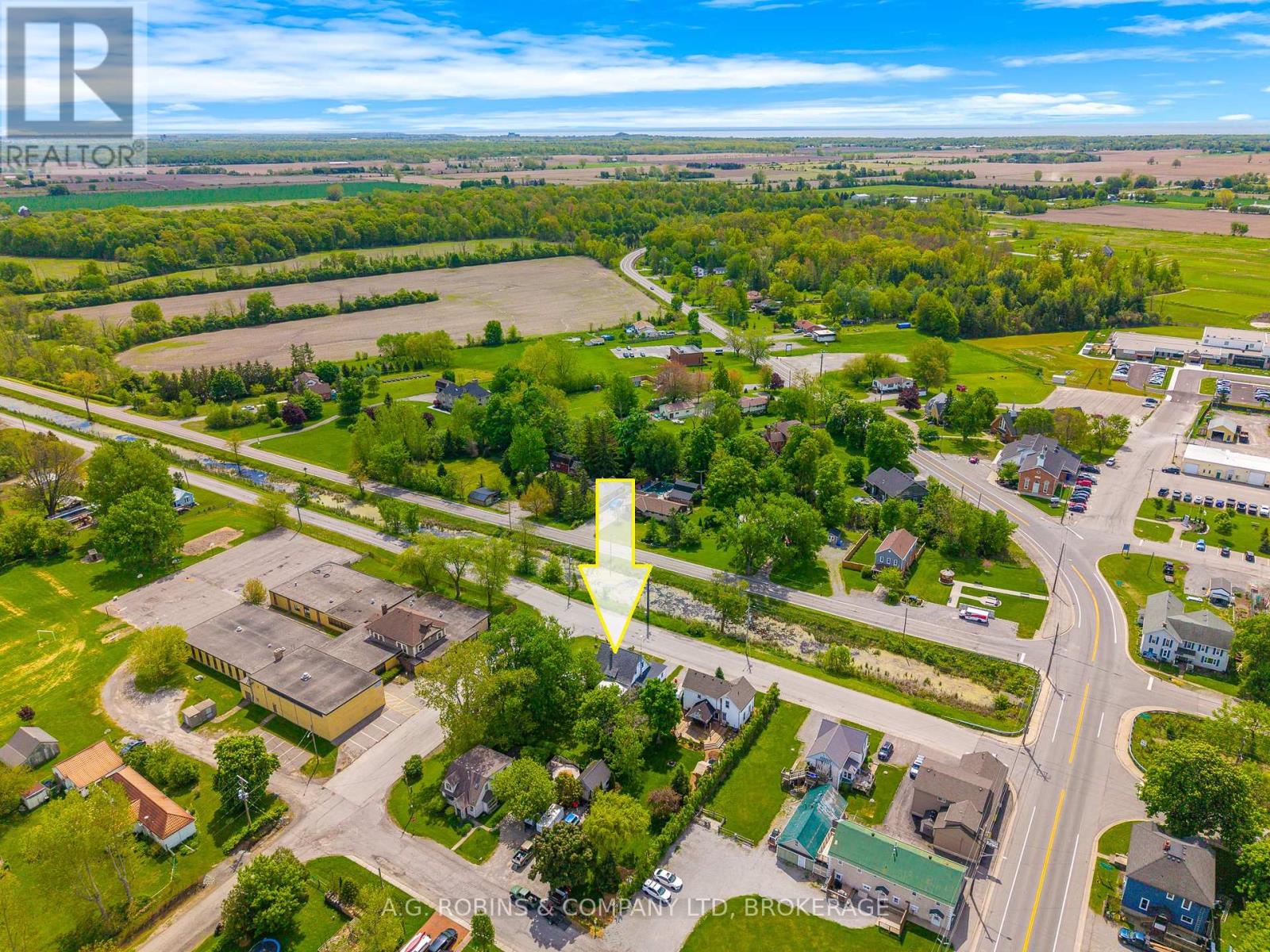 41944 Clarendon Street, Wainfleet, Ontario  L0S 1V0 - Photo 35 - X12427070