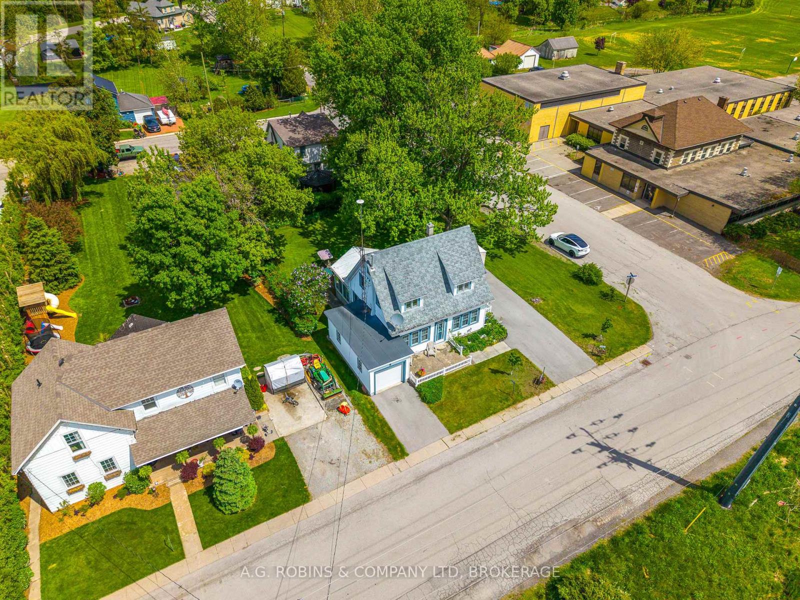 41944 Clarendon Street, Wainfleet, Ontario  L0S 1V0 - Photo 39 - X12427070