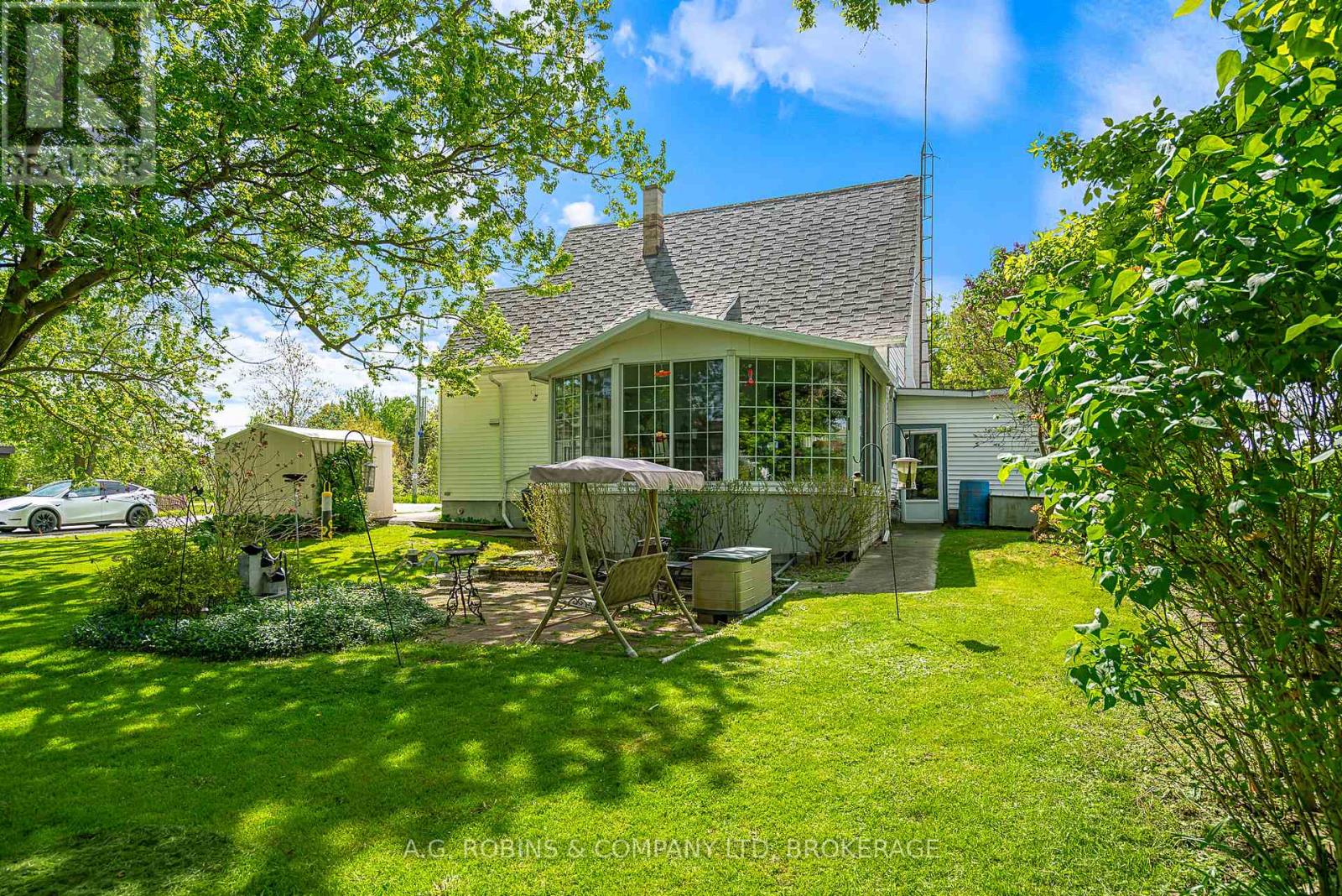 41944 Clarendon Street, Wainfleet, Ontario  L0S 1V0 - Photo 9 - X12427070