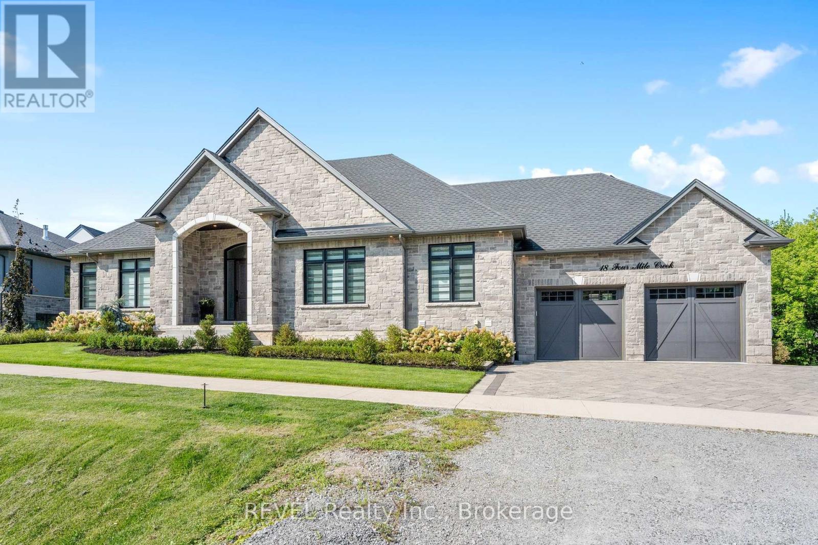 18 Four Mile Creek Road, Niagara-On-The-Lake, Ontario  L0S 1J1 - Photo 2 - X12427099