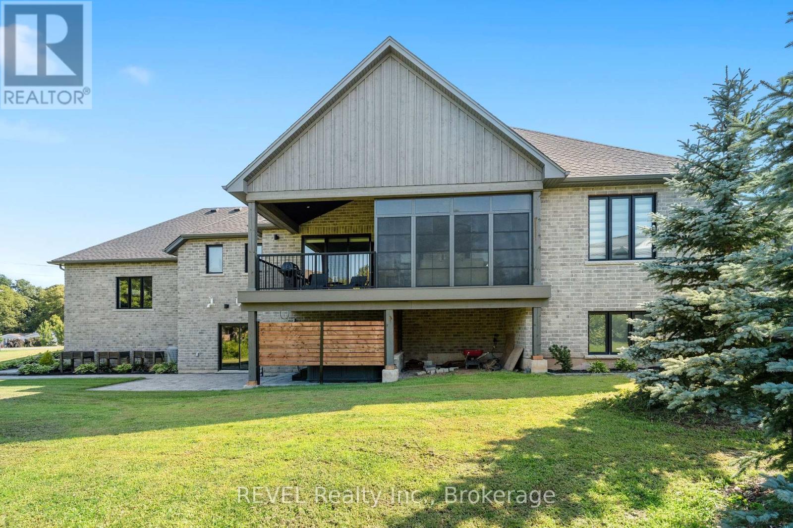 18 Four Mile Creek Road, Niagara-On-The-Lake, Ontario  L0S 1J1 - Photo 45 - X12427099
