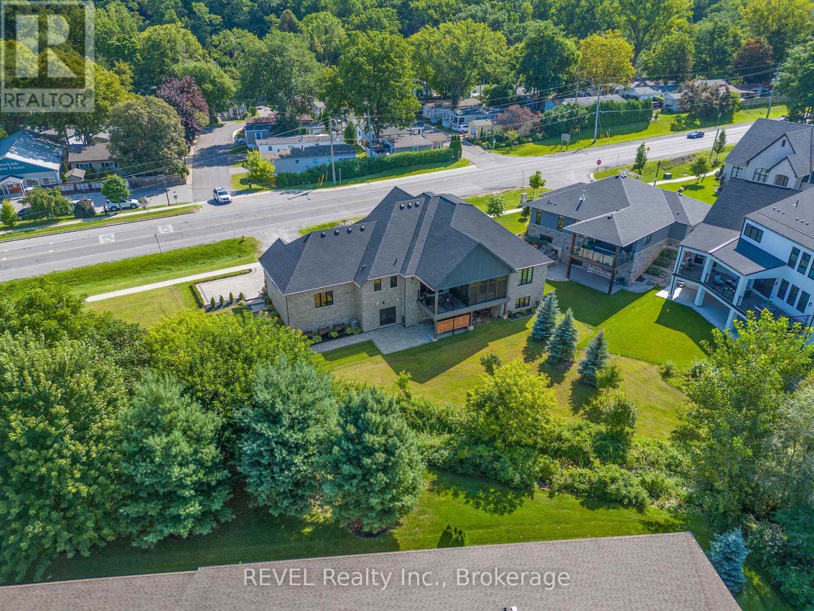 18 Four Mile Creek Road, Niagara-On-The-Lake, Ontario  L0S 1J1 - Photo 49 - X12427099