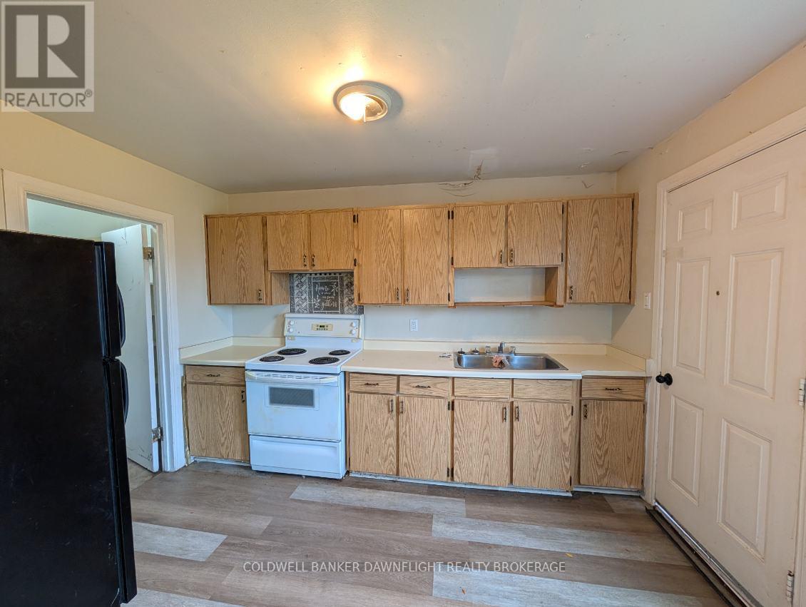 20 - 20 St Charles Place, Huron East, Ontario  N0M 1L0 - Photo 5 - X12167129
