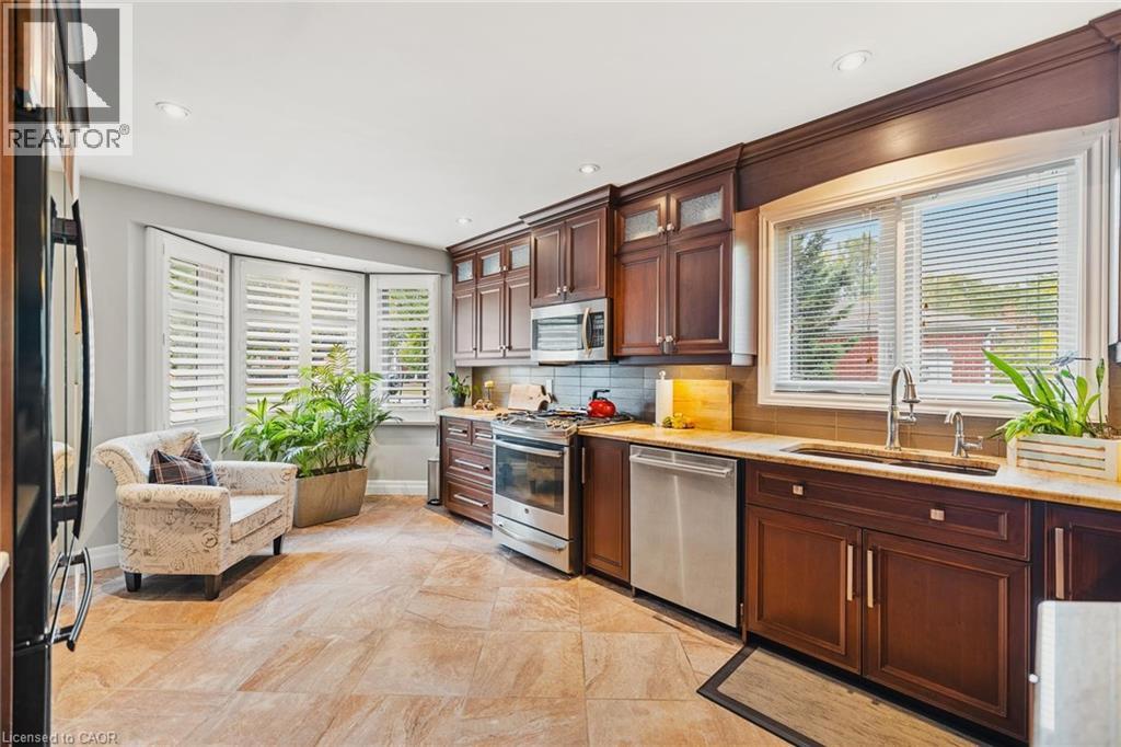 Property at 343 GEORGE Street N Unit# 1 image 4