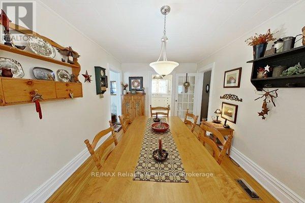 43 Jarvis Street N, Huron East, Ontario  N0K 1W0 - Photo 12 - X12427073