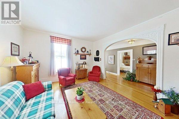 43 Jarvis Street N, Huron East, Ontario  N0K 1W0 - Photo 24 - X12427073