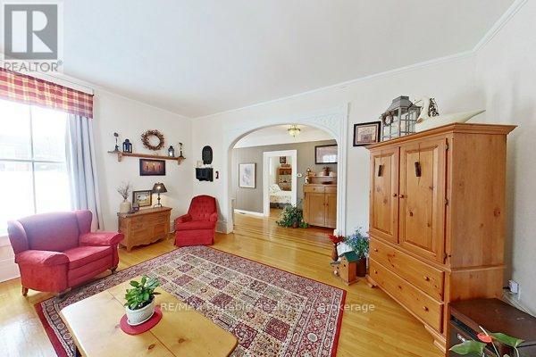 43 Jarvis Street N, Huron East, Ontario  N0K 1W0 - Photo 25 - X12427073