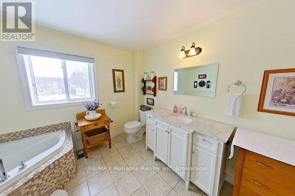 43 Jarvis Street N, Huron East, Ontario  N0K 1W0 - Photo 41 - X12427073