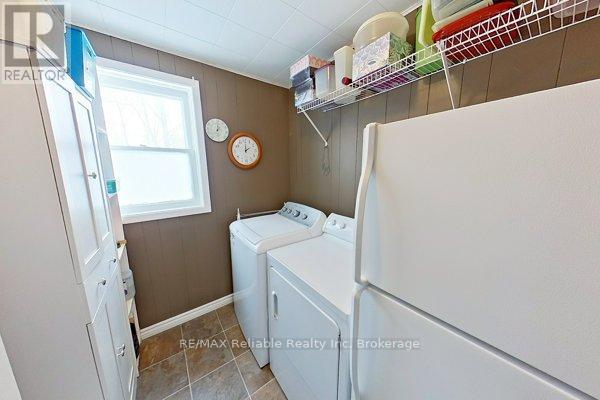 43 Jarvis Street N, Huron East, Ontario  N0K 1W0 - Photo 7 - X12427073