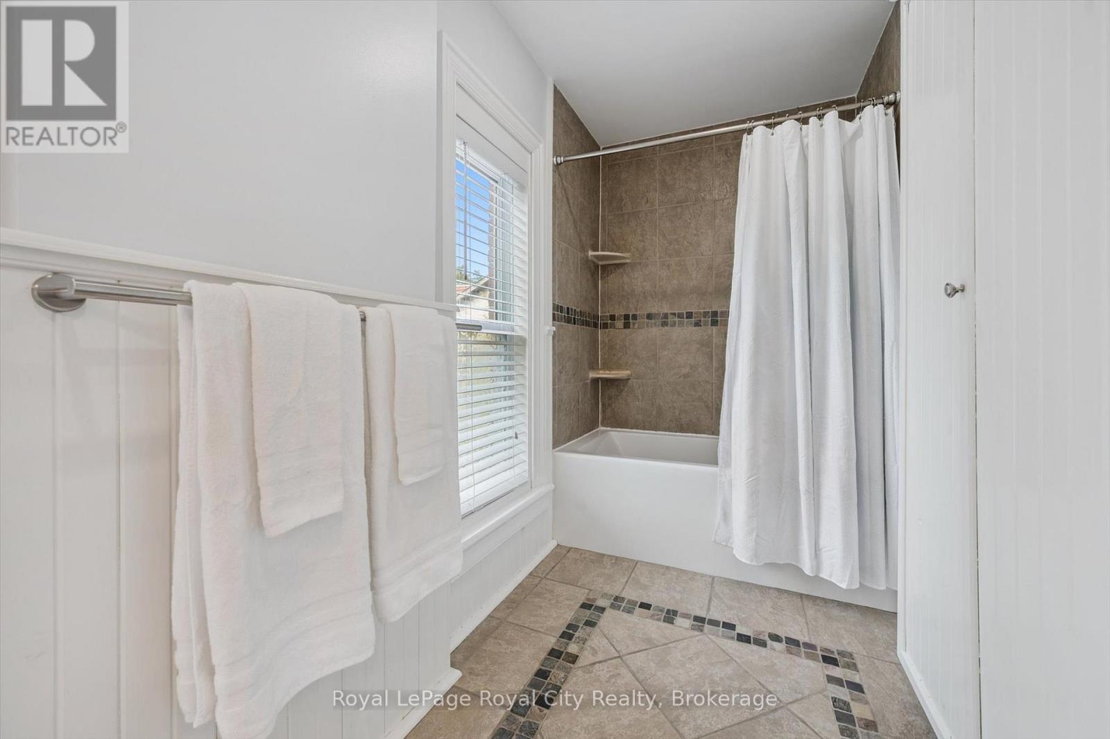 59 Kent Street, Guelph, Ontario  N1H 3B7 - Photo 30 - X12427090