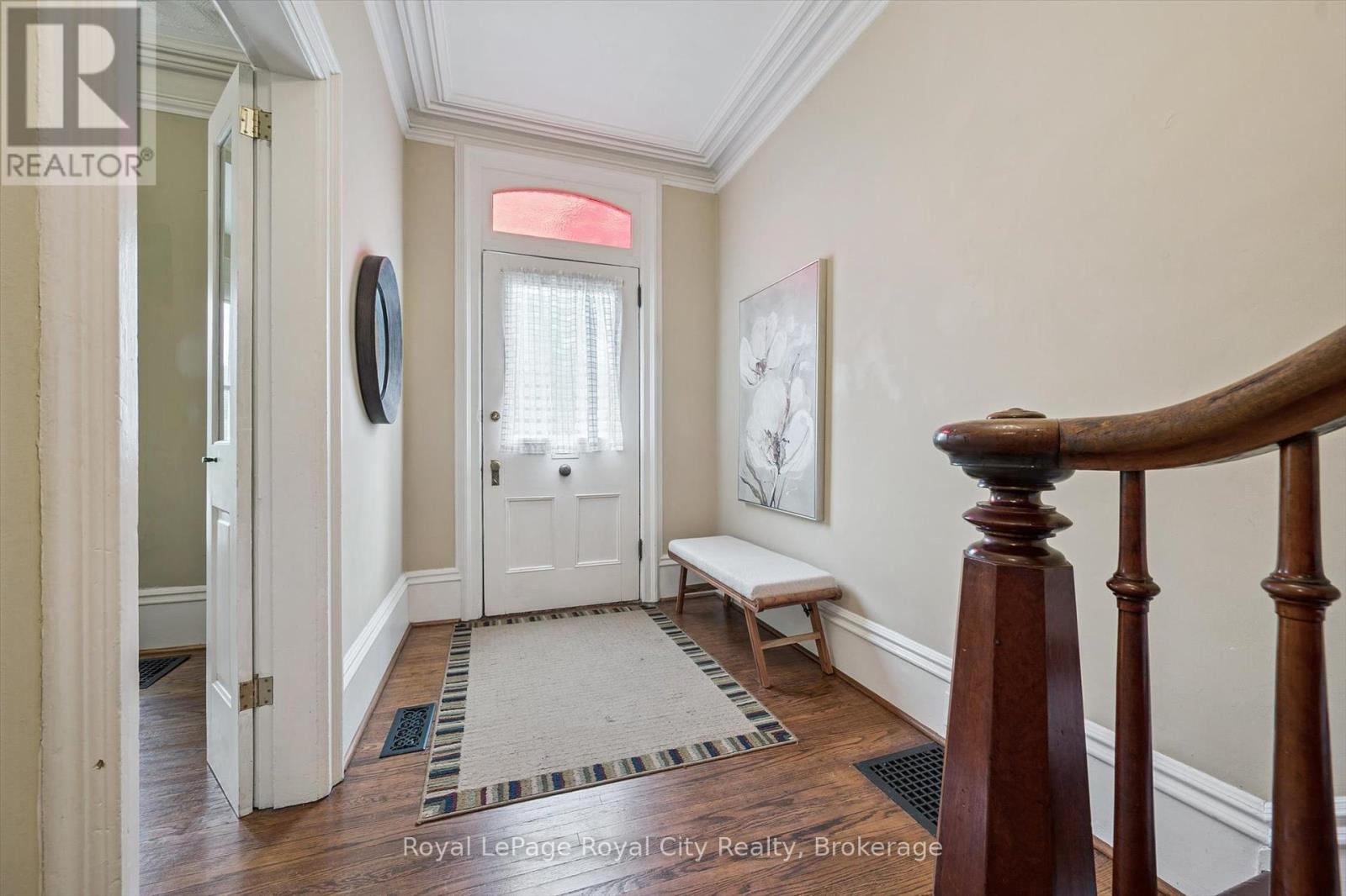 59 Kent Street, Guelph, Ontario  N1H 3B7 - Photo 6 - X12427090