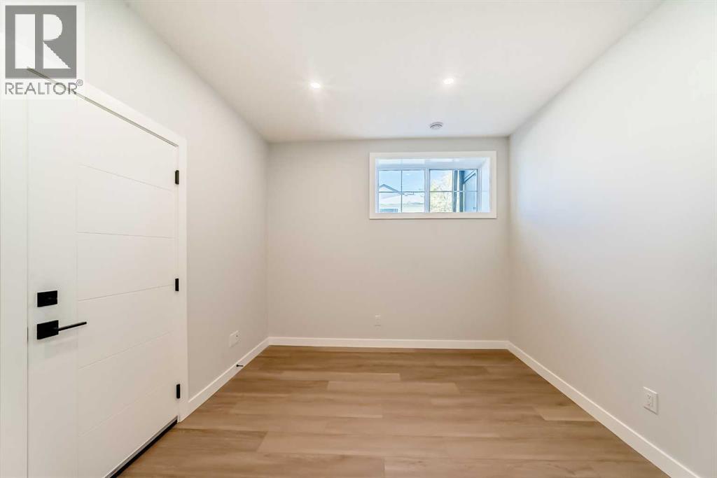 2121 13 Street Nw, Calgary, Alberta  T2M 1L7 - Photo 37 - A2259773
