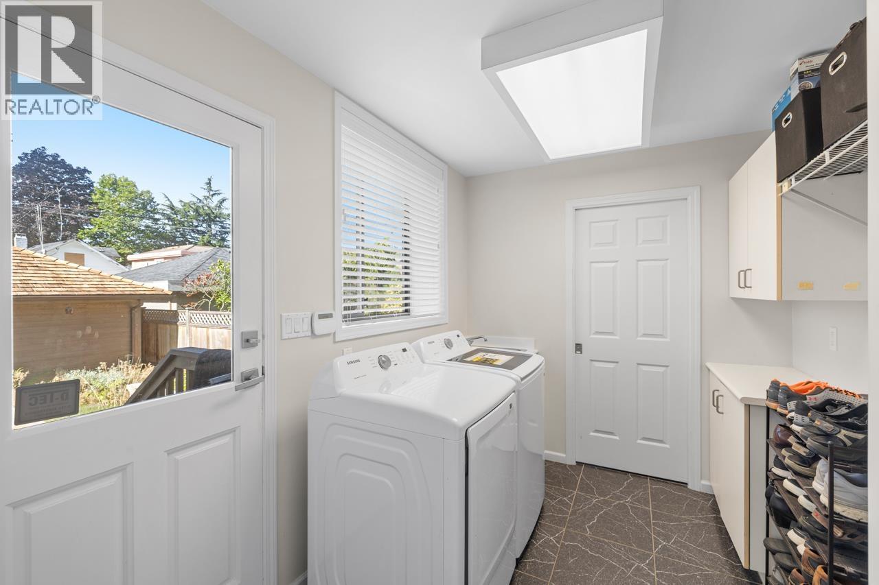 6579 Angus Drive, Vancouver, British Columbia  V6P 5J1 - Photo 12 - R3052342