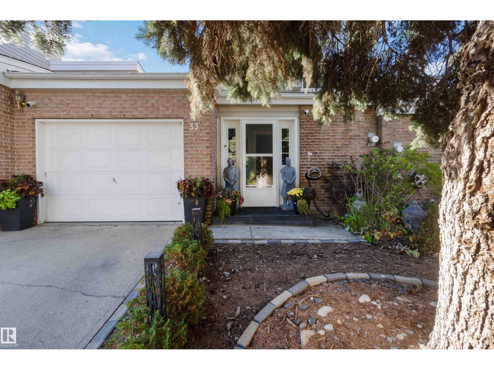 33 Grandview Ridge, St. Albert, Alberta  T8N 1T3 - Photo 4 - E4459099