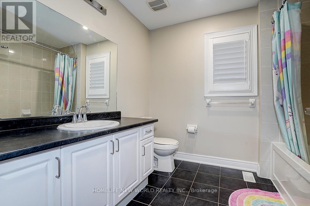 253 Cannes Avenue, Vaughan, Ontario  L4H 3W9 - Photo 25 - N12425507