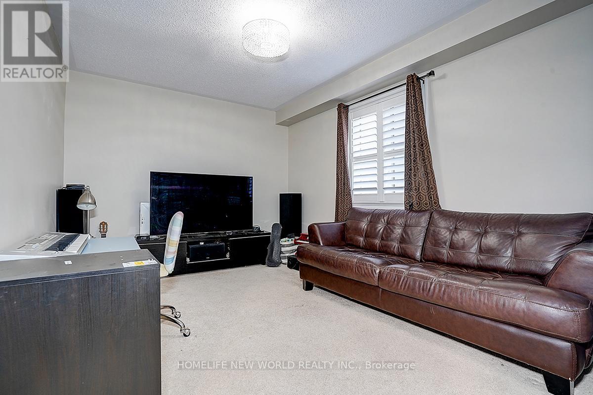 253 Cannes Avenue, Vaughan, Ontario  L4H 3W9 - Photo 22 - N12425507