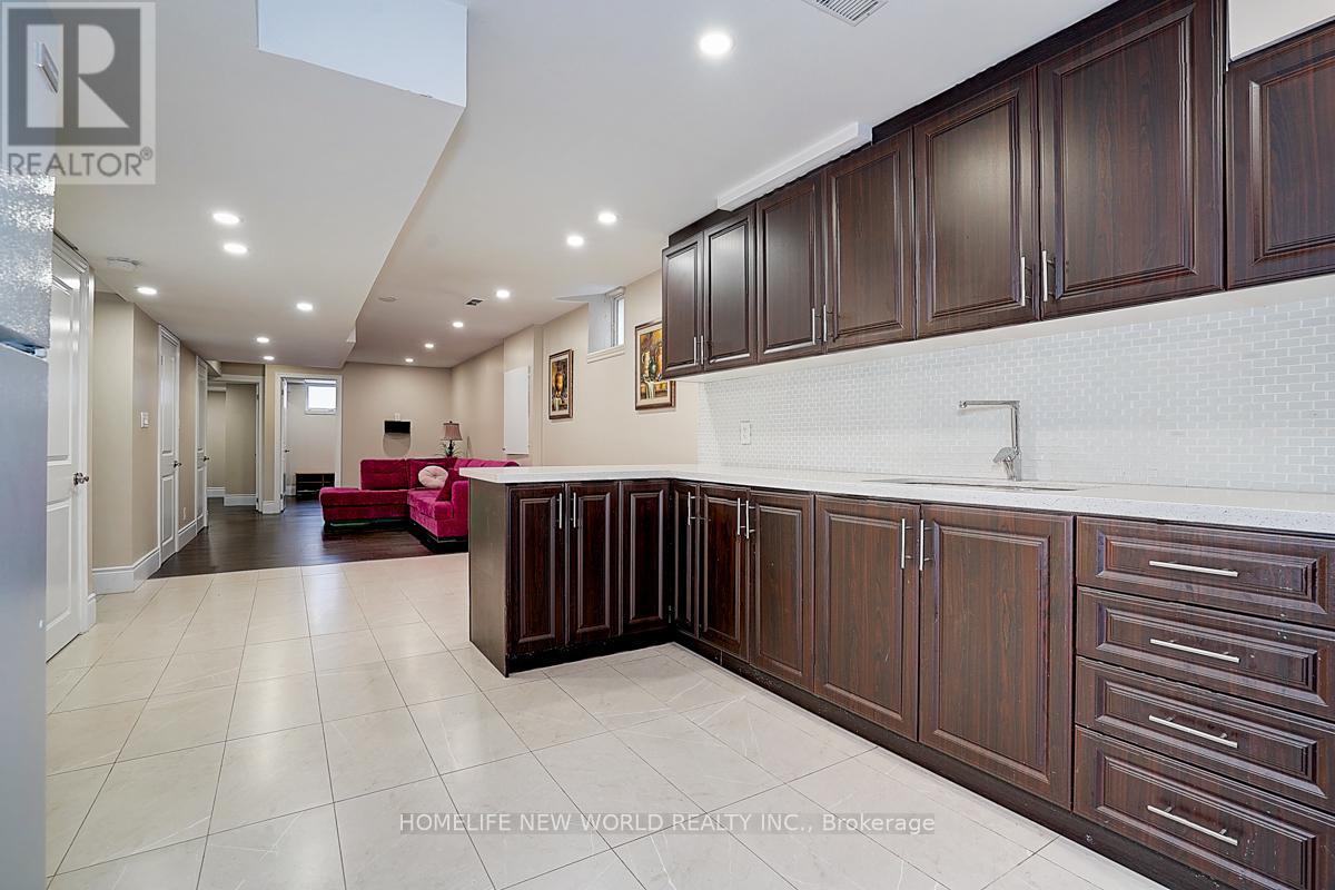 253 Cannes Avenue, Vaughan, Ontario  L4H 3W9 - Photo 34 - N12425507