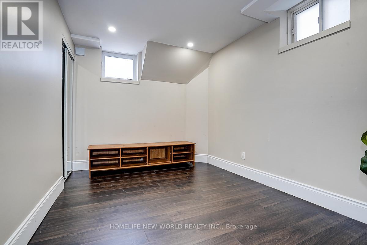 253 Cannes Avenue, Vaughan, Ontario  L4H 3W9 - Photo 38 - N12425507