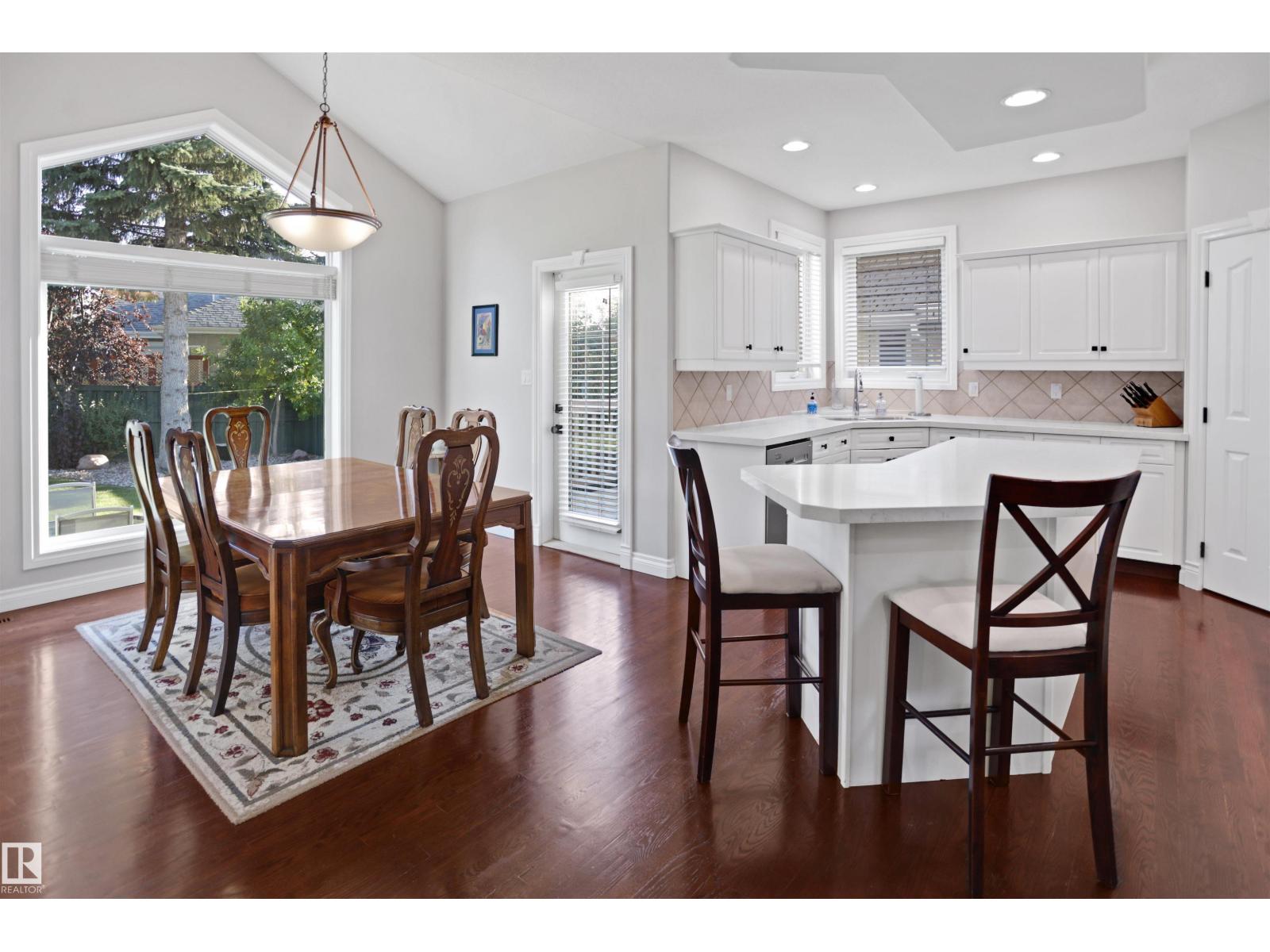 352 Hunters Ru Nw, Edmonton, Alberta  T6R 2P1 - Photo 15 - E4459489