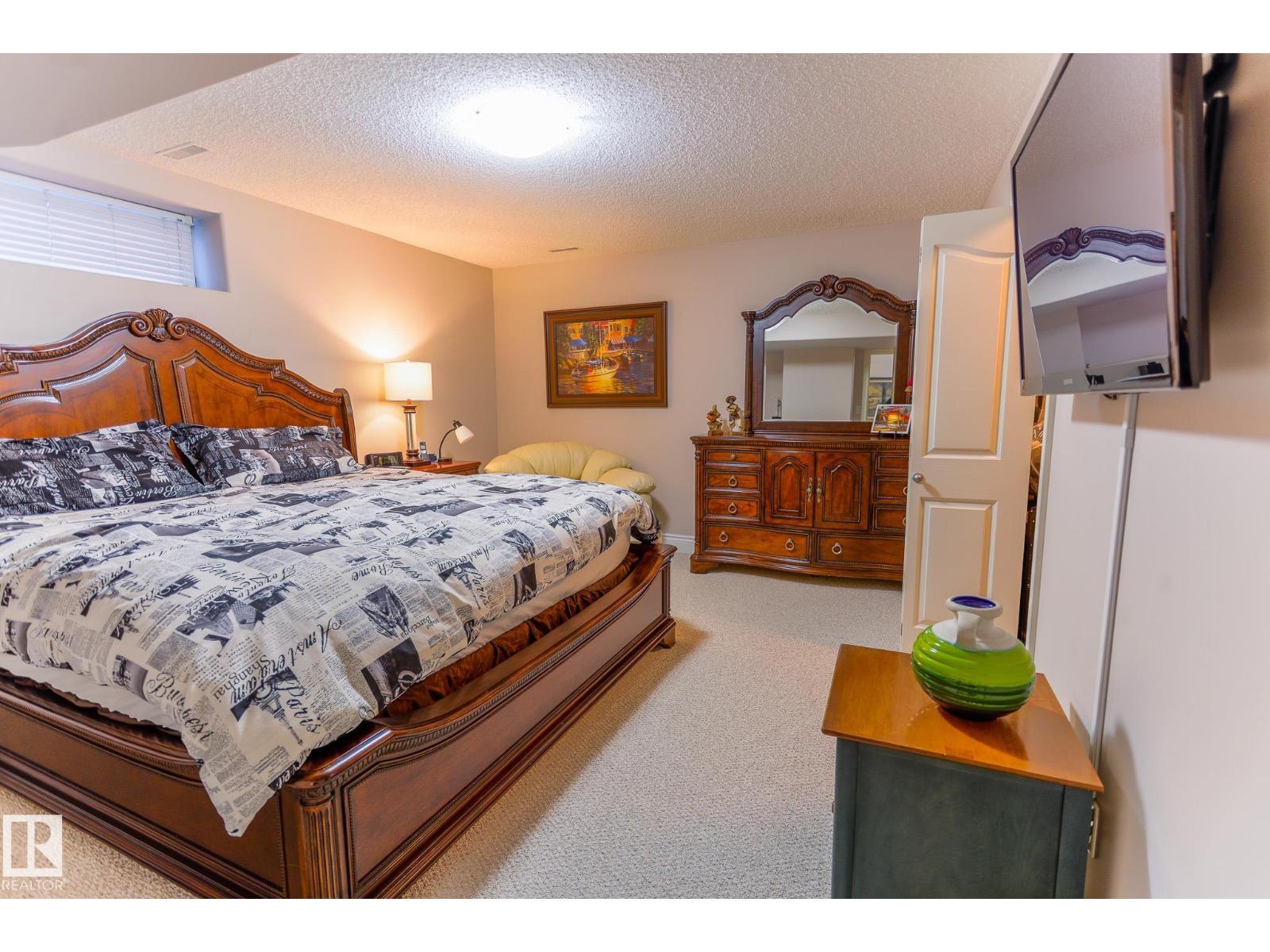 352 Hunters Ru Nw, Edmonton, Alberta  T6R 2P1 - Photo 44 - E4459489
