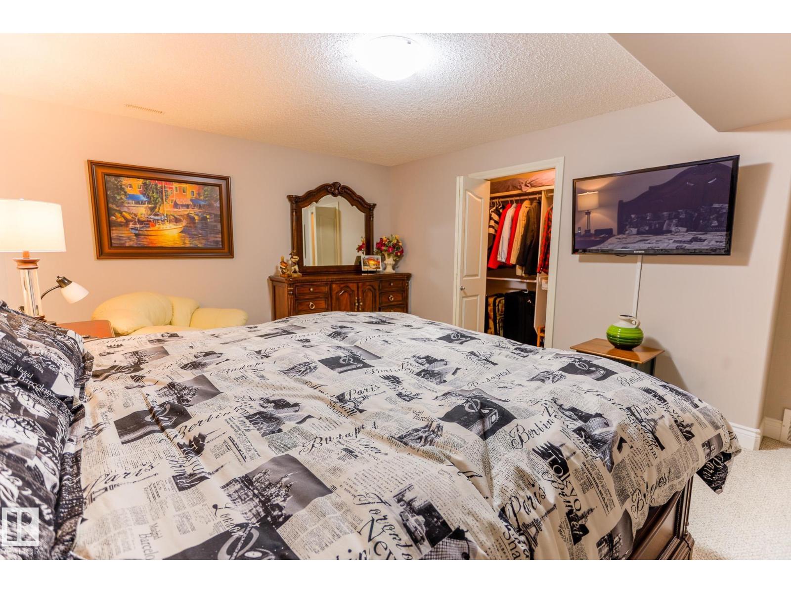 352 Hunters Ru Nw, Edmonton, Alberta  T6R 2P1 - Photo 46 - E4459489