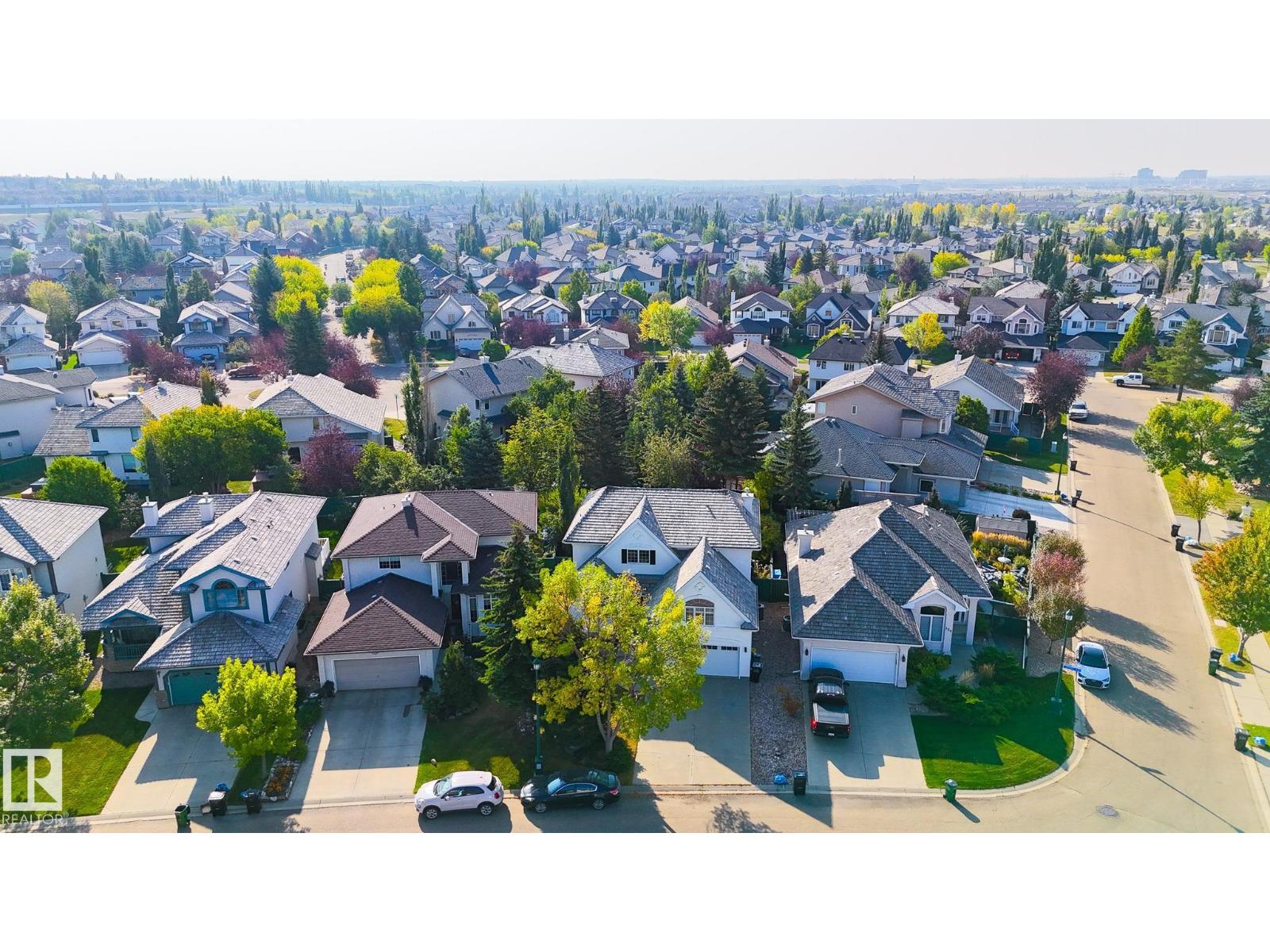 352 Hunters Ru Nw, Edmonton, Alberta  T6R 2P1 - Photo 57 - E4459489