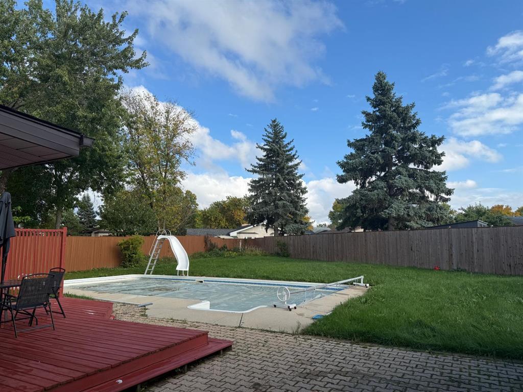 14 Markwood Place, Winnipeg, Manitoba  R2R 2B1 - Photo 3 - 202525165