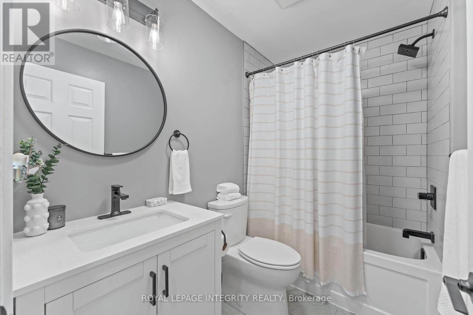 6 Aimee Lane, North Grenville, Ontario  K0G 1S0 - Photo 25 - X12375713