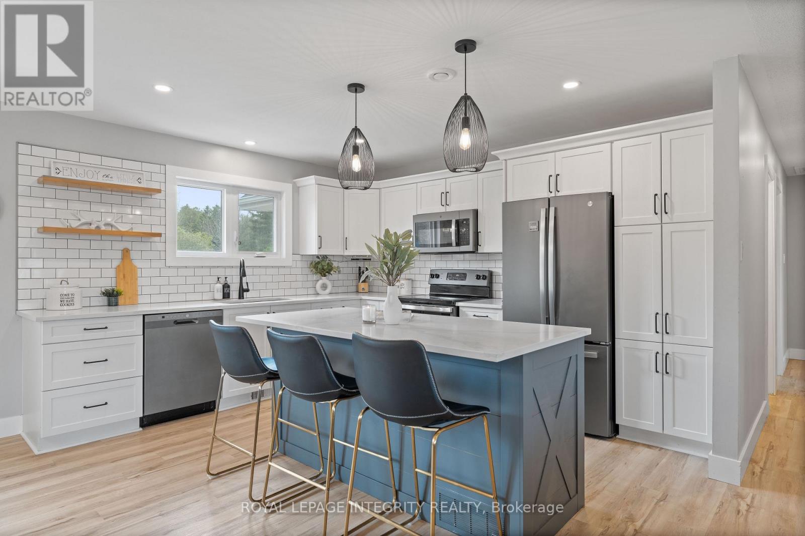 6 Aimee Lane, North Grenville, Ontario  K0G 1S0 - Photo 8 - X12375713