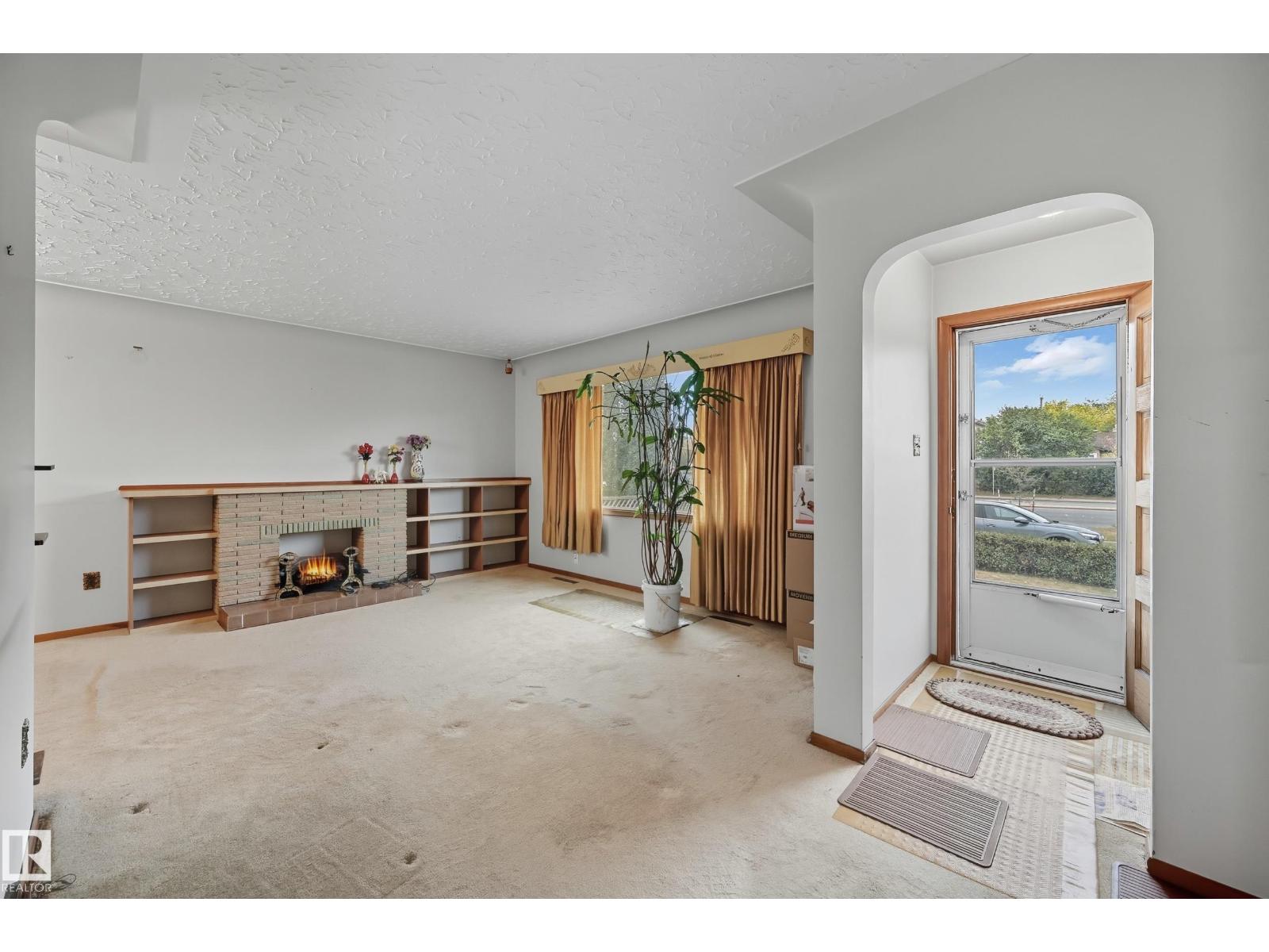 10907 149 St Nw, Edmonton, Alberta  T5P 1M7 - Photo 3 - E4459494