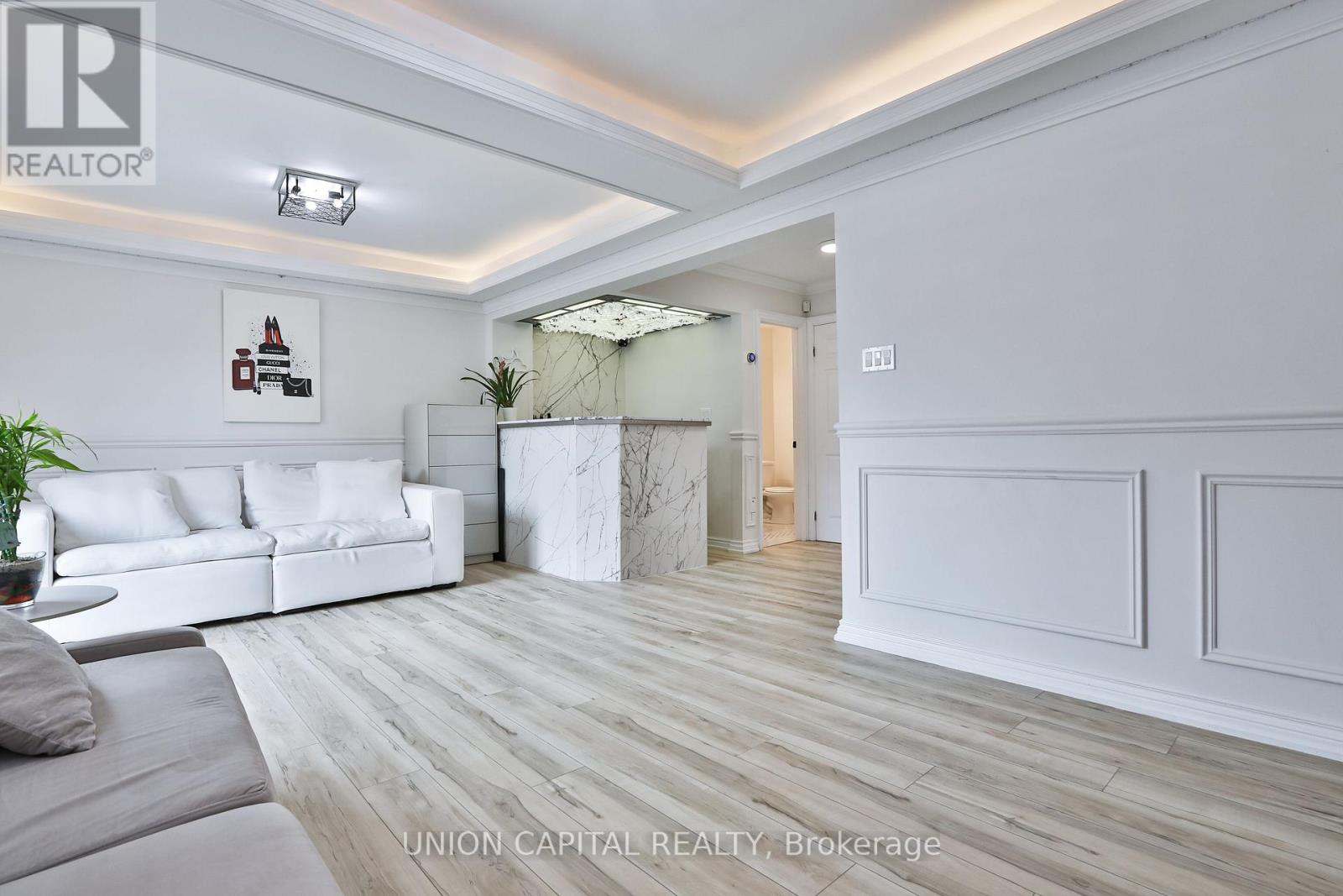 21 Avon Crescent, Vaughan, Ontario  L4L 1H4 - Photo 29 - N12426816