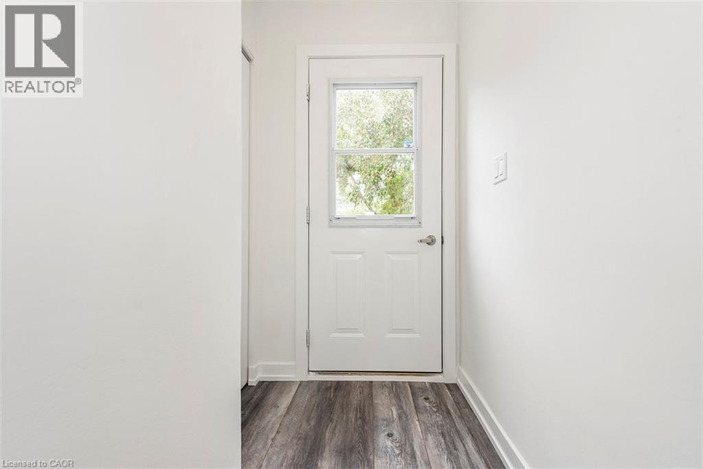 76 Woodman Drive N, Hamilton, Ontario  L8H 2M5 - Photo 6 - 40773693