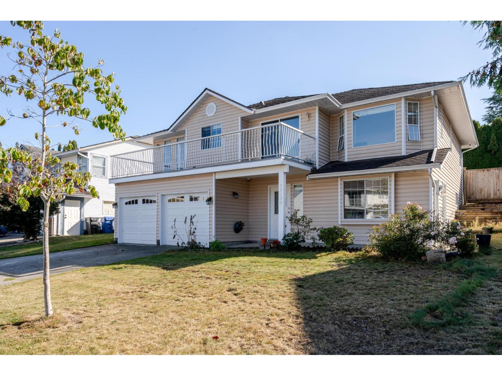 32120 Rogers Avenue, Abbotsford, British Columbia  V2T 5B7 - Photo 2 - R3051503