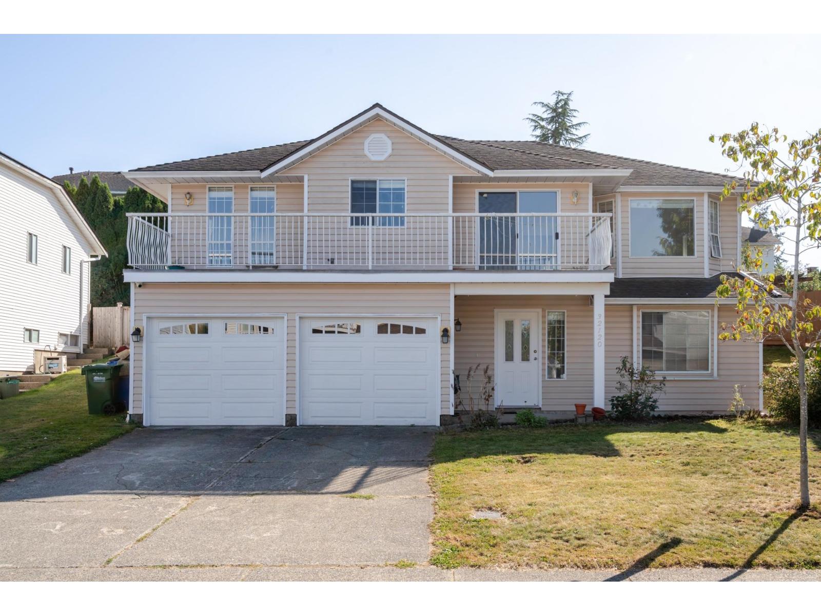 32120 Rogers Avenue, Abbotsford, British Columbia  V2T 5B7 - Photo 1 - R3051503