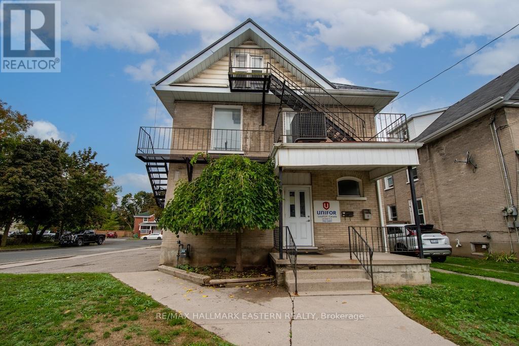 203 Park Street N, Peterborough, Ontario  K9J 3P7 - Photo 2 - X12427215