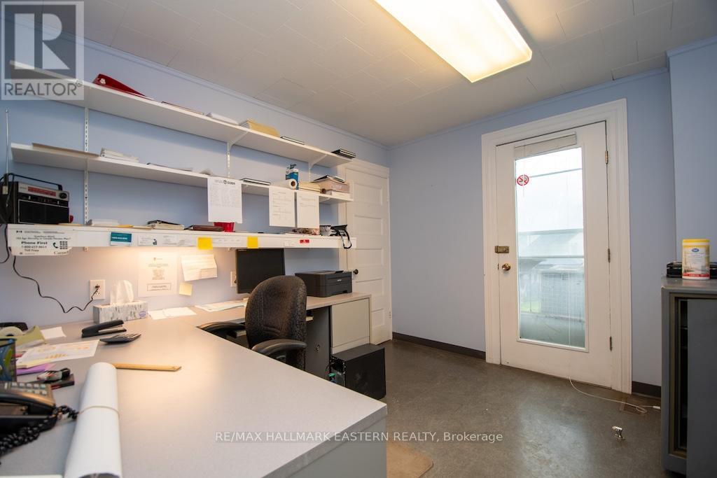 203 Park Street N, Peterborough, Ontario  K9J 3P7 - Photo 23 - X12427215