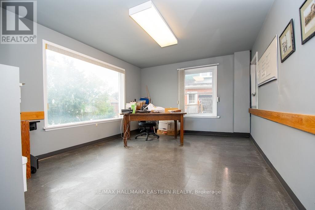 203 Park Street N, Peterborough, Ontario  K9J 3P7 - Photo 27 - X12427215