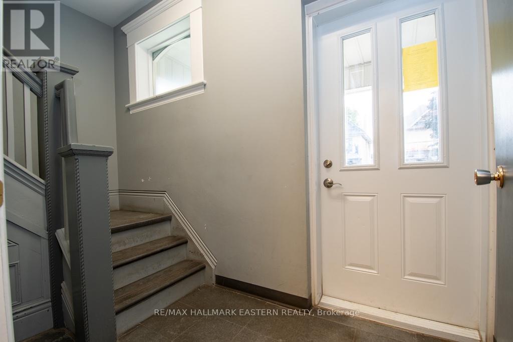 203 Park Street N, Peterborough, Ontario  K9J 3P7 - Photo 4 - X12427215