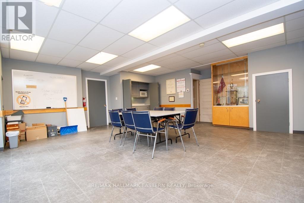 203 Park Street N, Peterborough, Ontario  K9J 3P7 - Photo 7 - X12427215