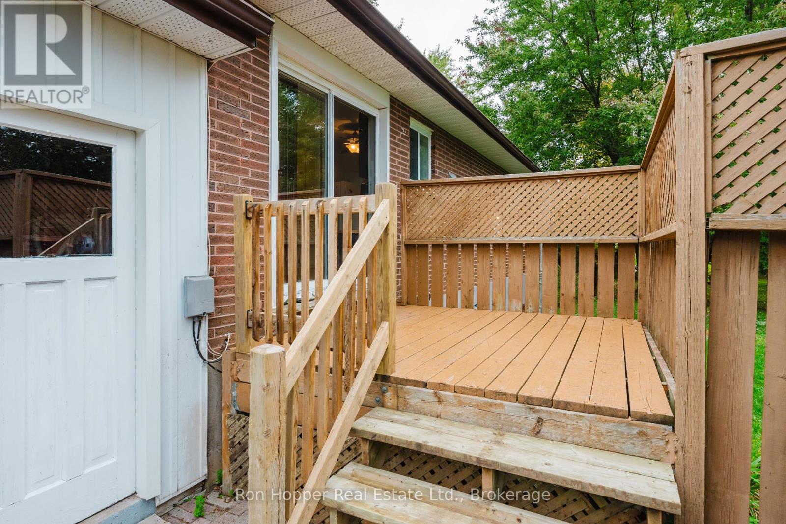 111 Kirk Street, Georgian Bluffs, Ontario  N4K 0G2 - Photo 11 - X12427153