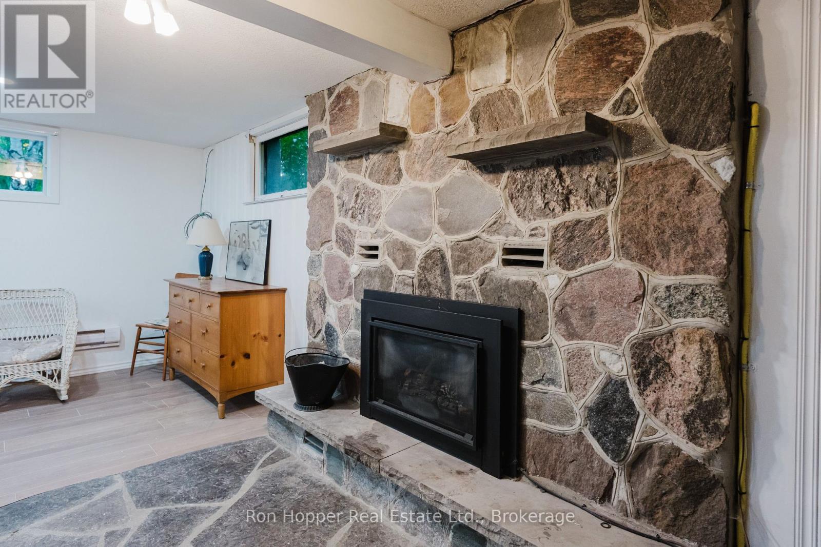 111 Kirk Street, Georgian Bluffs, Ontario  N4K 0G2 - Photo 26 - X12427153
