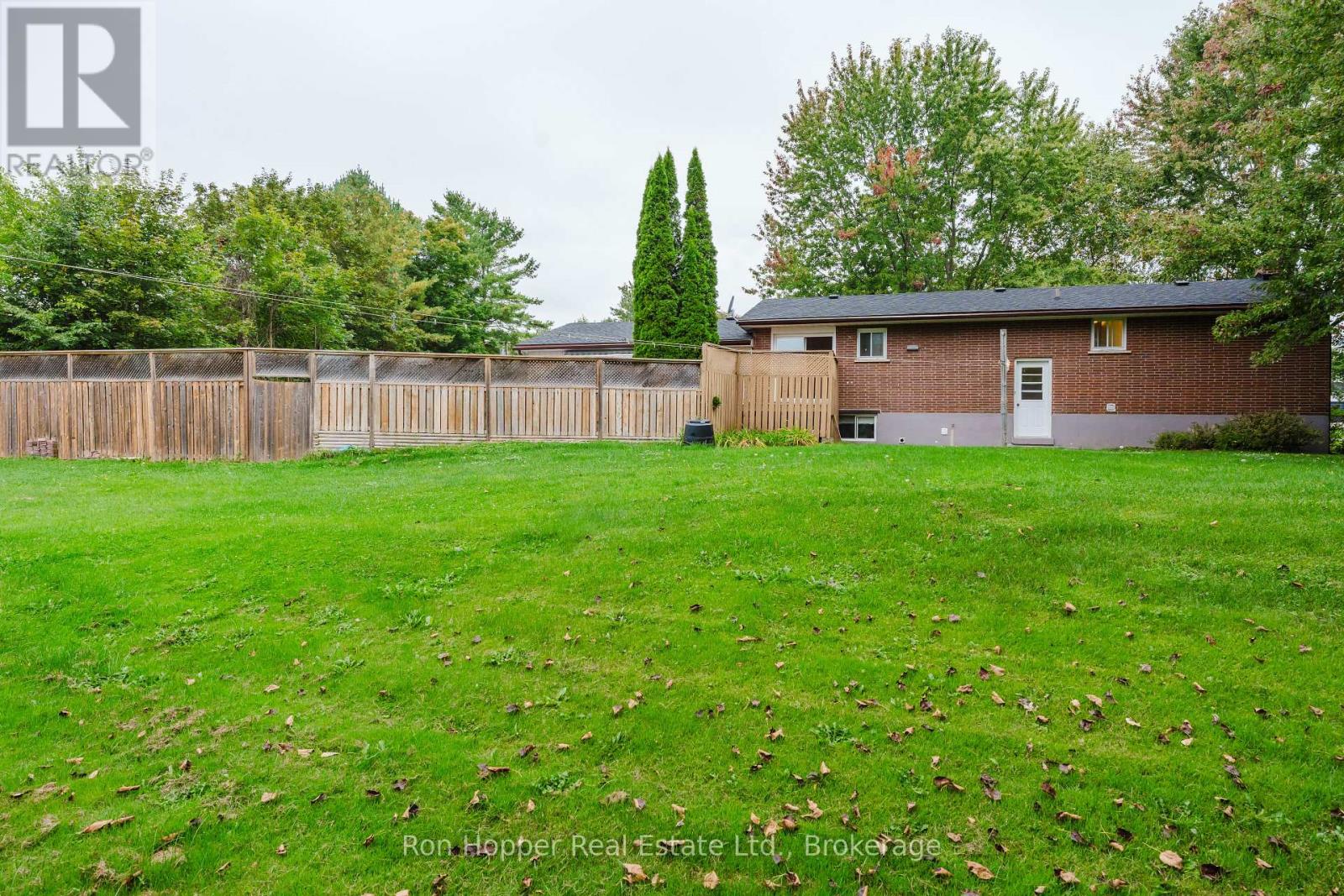 111 Kirk Street, Georgian Bluffs, Ontario  N4K 0G2 - Photo 7 - X12427153