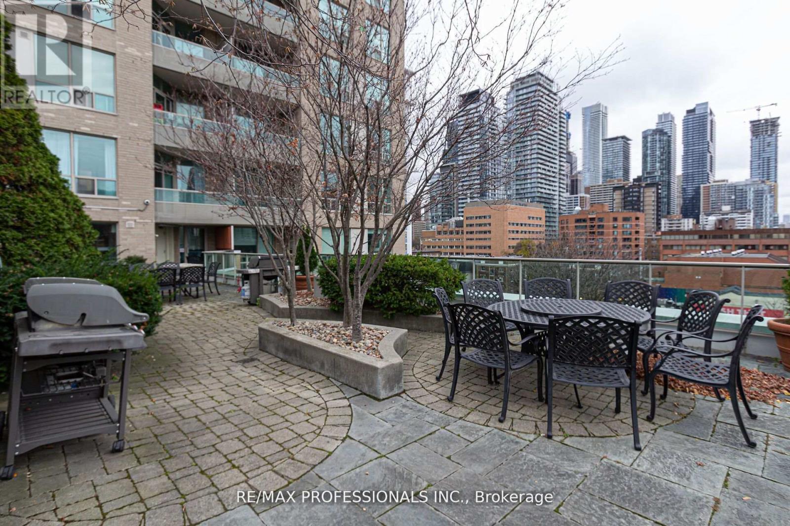 1007 - 70 Alexander Street, Toronto, Ontario  M4Y 3B6 - Photo 27 - C12427096