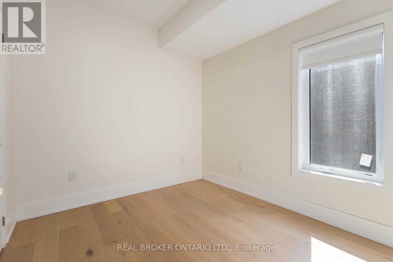 Unit R - 72 Jones Avenue, Toronto, Ontario  M4M 2Z8 - Photo 15 - E12427089