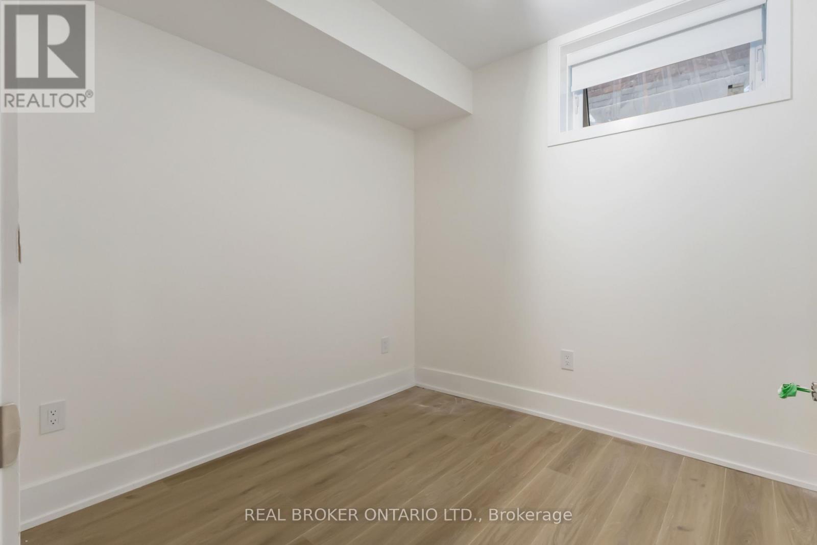 Unit B - 72 Jones Avenue, Toronto, Ontario  M4M 2Z8 - Photo 8 - E12427098