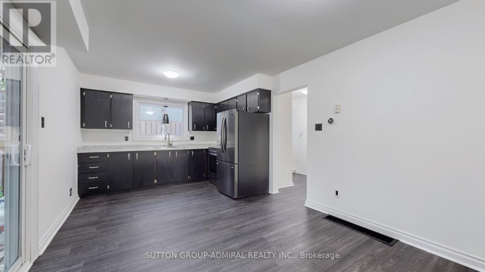 355 Ormond Drive, Oshawa, Ontario  L1K 1J1 - Photo 8 - E12427124